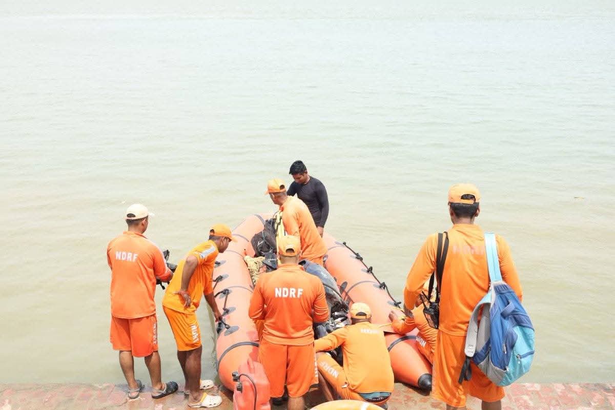 पटना में बड़ा हादसा: गंगा में नाव डूबी, 3 की मौत; 4 लापता, तेज हवा से पलटी नाव