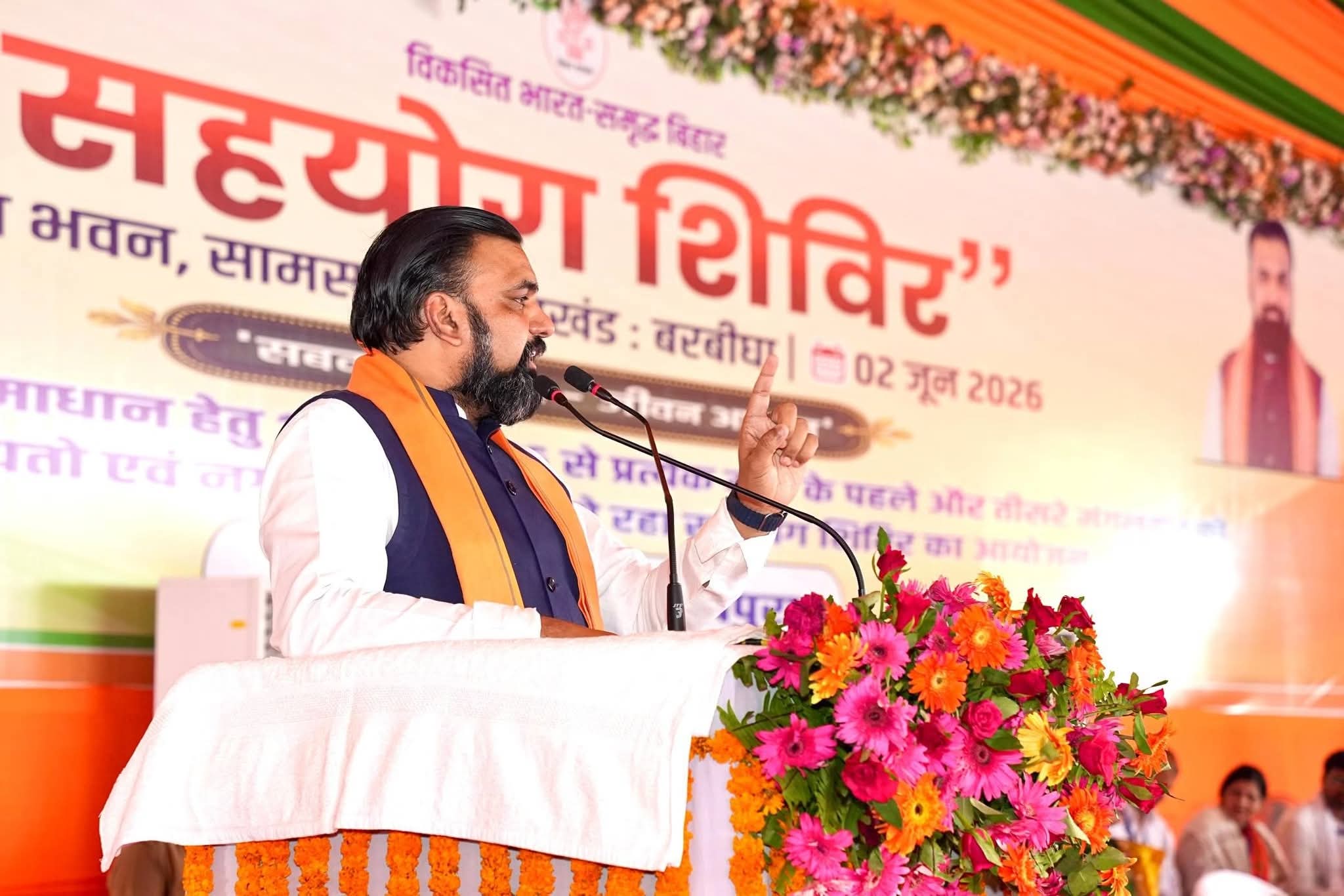 राबड़ी आवास विवाद पर सम्राट का हमला, बोले- बेटा अलग घर चाहता है, मां अलग