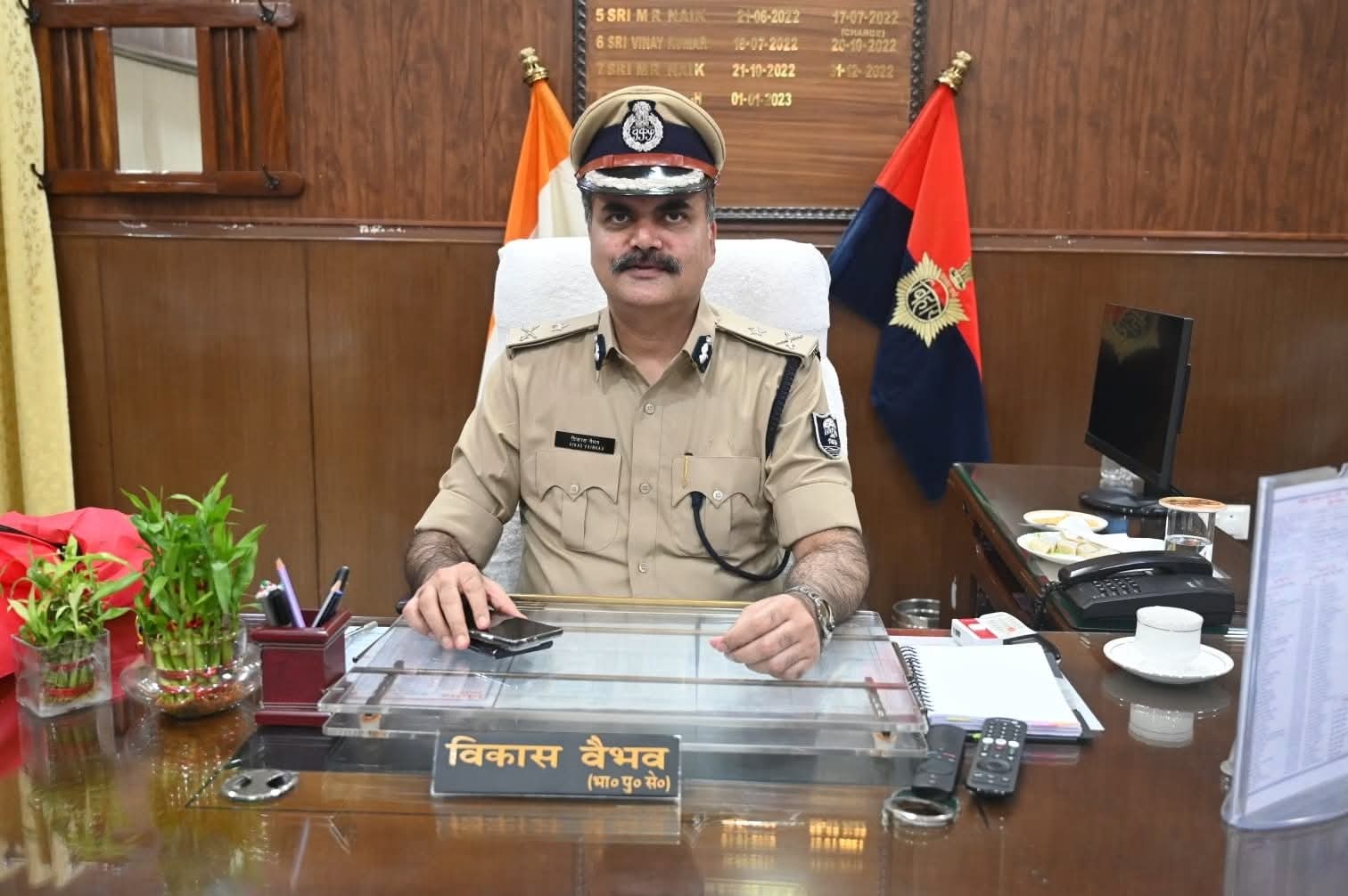 ‘जीरो टॉलरेंस’ का असर: रिश्वतखोरी के आरोप में चंदौती थाना के दारोगा निलंबित,आईजी विकास वैभव ने की कार्रवाई
