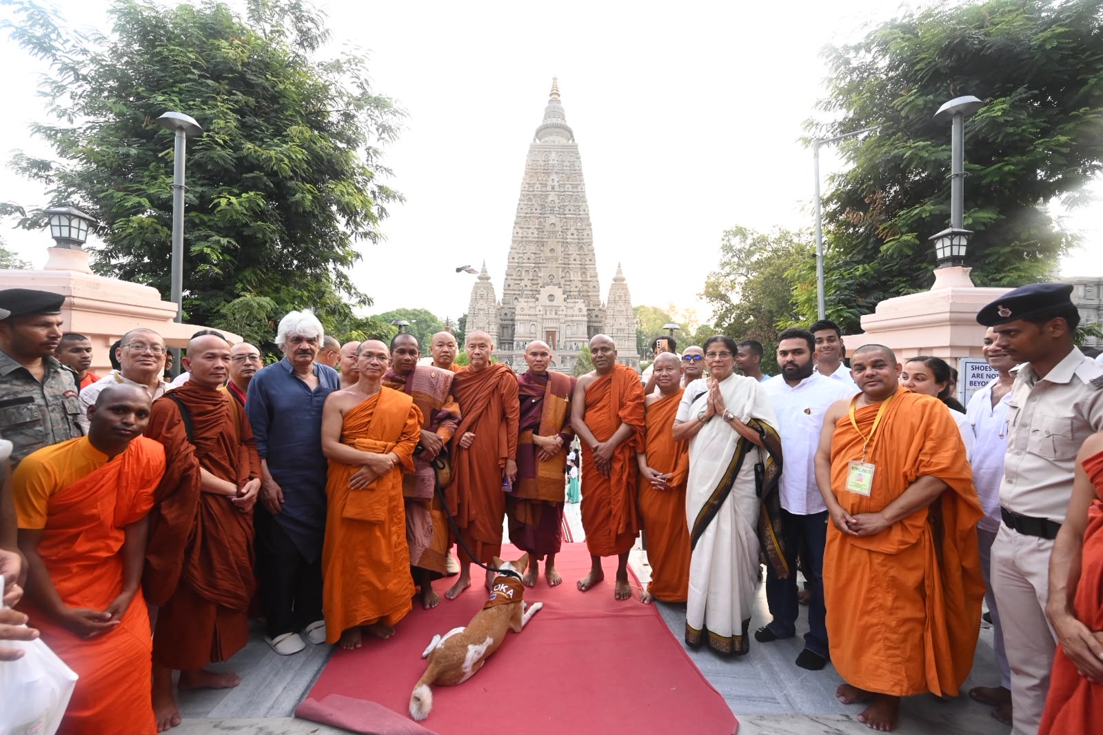 भिक्षु का नहीं, ‘आलोक’ का भी था इंतजार: विश्व शांति यात्रा का चर्चित साथी पहुंचा बोधगया