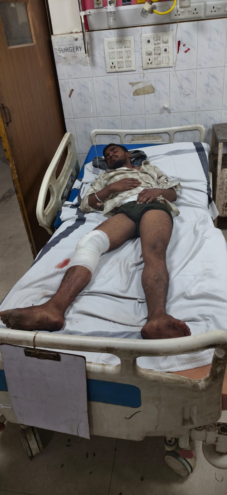 45 लाख की लूट का मास्टरमाइंड एनकाउंटर में दबोचा गया, गोली लगते ही उगल दिए सारे राज,2 अपराधियों के पैर में लगी गोली