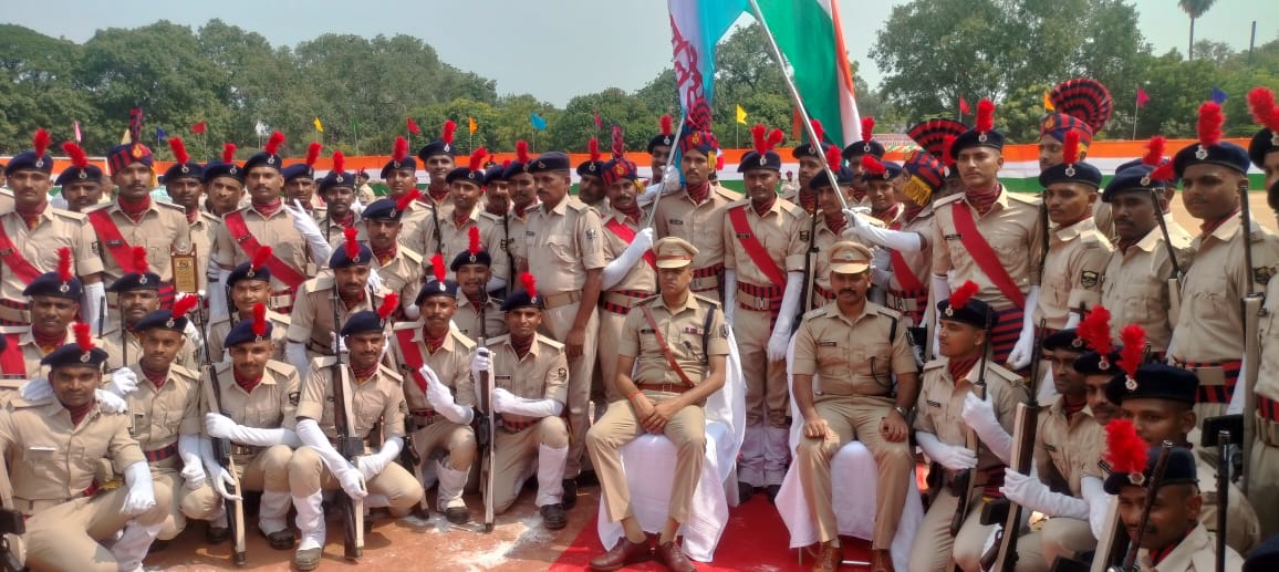 अनुशासन, समर्पण और राष्ट्रसेवा का संकल्प, गया पुलिस केंद्र में दीक्षांत समारोह संपन्न