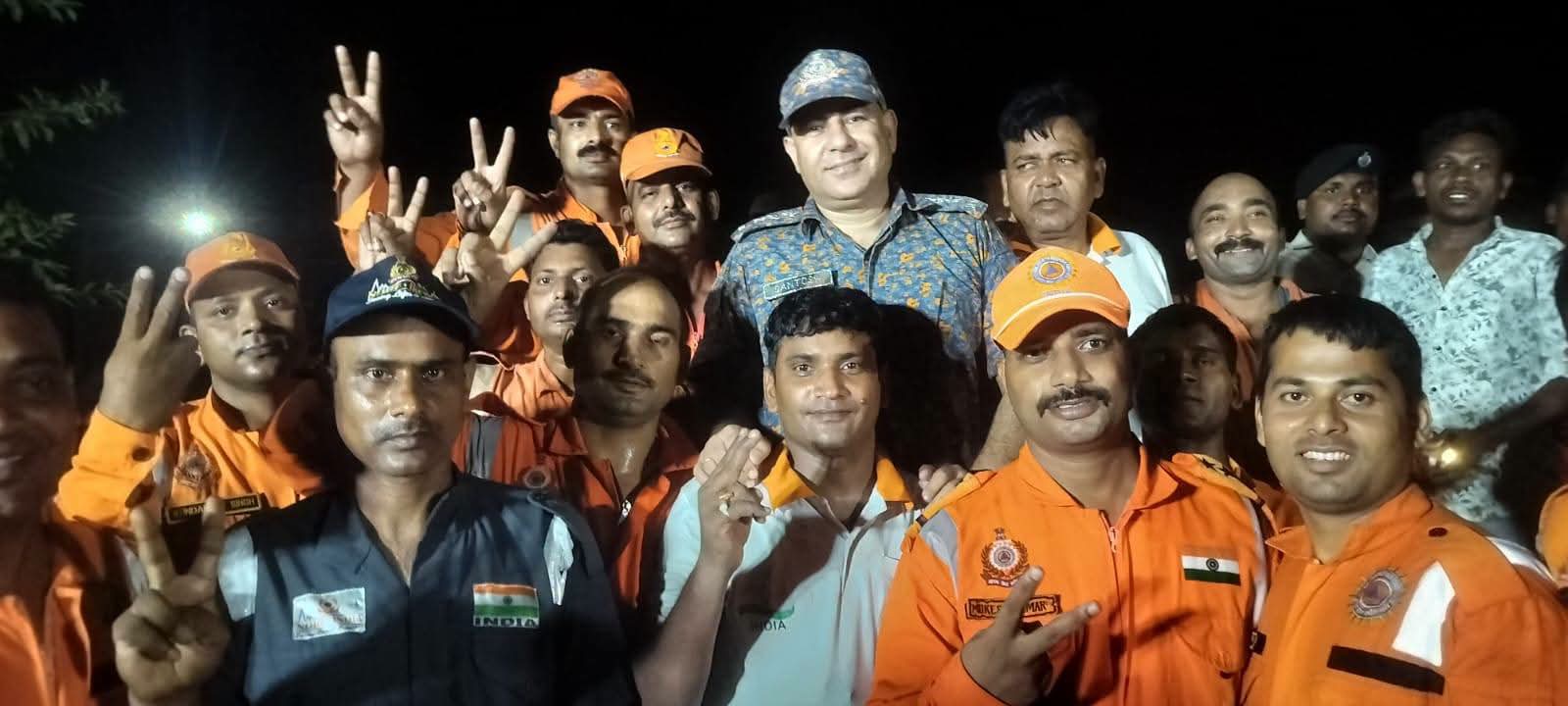 गया में 30 फीट गहरे बोरवेल में गिरा मासूम, 7 घंटे बाद सुरक्षित निकाला गया